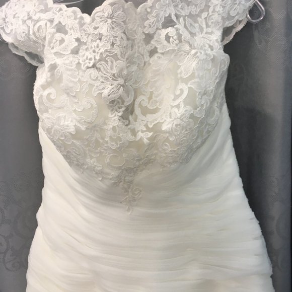New Sexy BUM Mermaid Mori Lee Wedding Dress, Size 12. Reg $1999 SO FLATTERING! - Picture 4 of 16